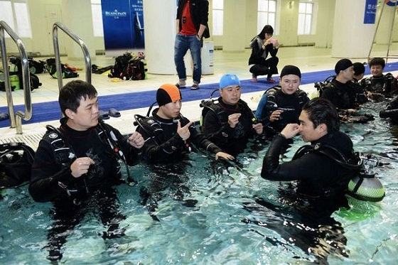 京水立方宝珀五十噚潜水活动 京水立方宝珀五十噚潜水活动