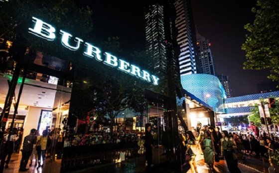 Burberry“风衣艺术”展上海揭幕 Burberry“风衣艺术”展上海揭幕